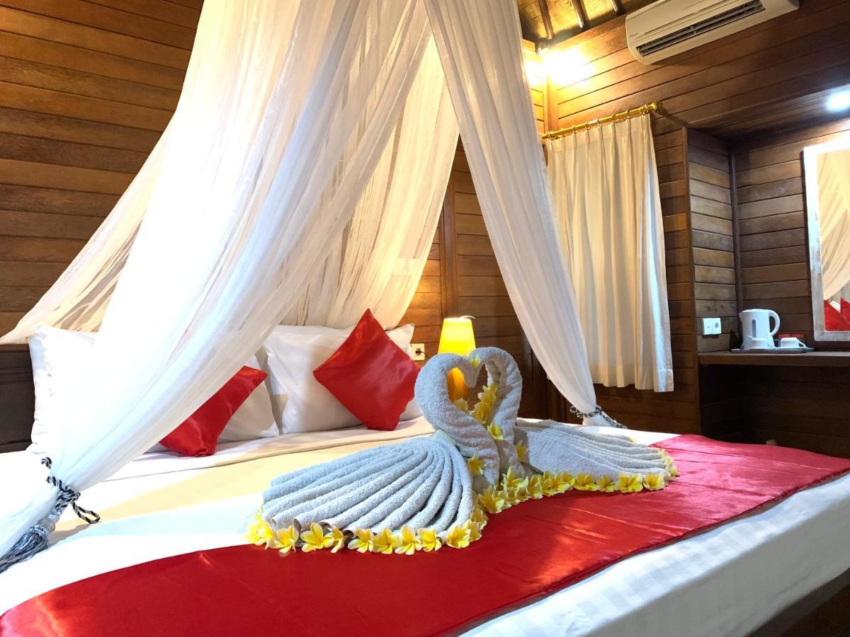 Bukit Permata Lembongan Hotel Kültér fotó